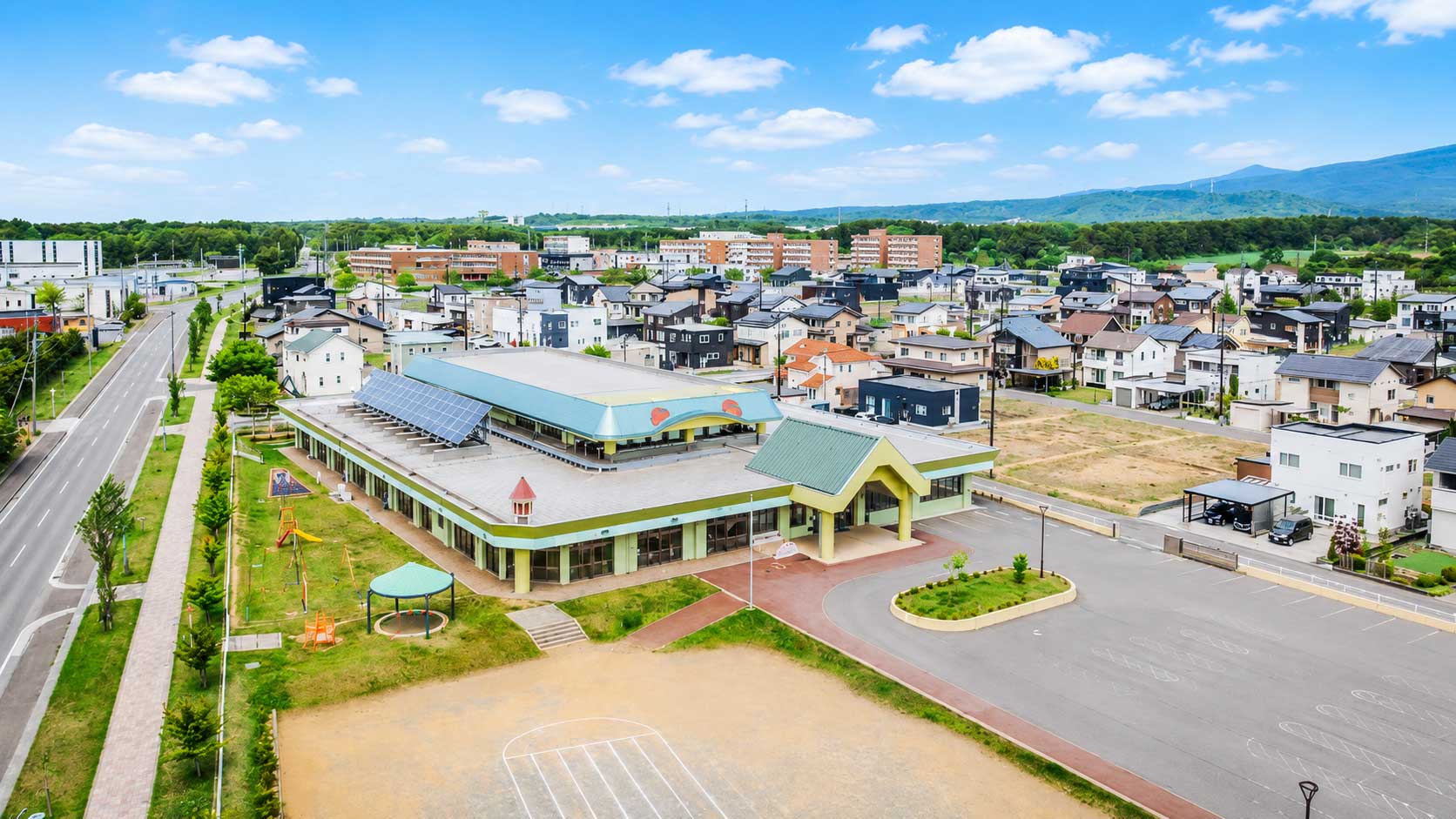 おぶちこども園 スライド1